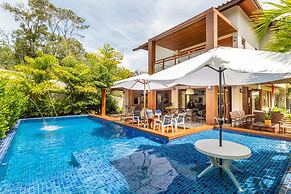 PF13 Casa 05 Suítes - Praia do Forte