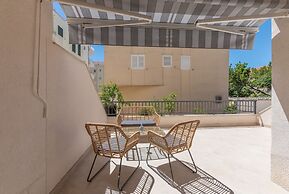 Makarska Beach Apartments Mara