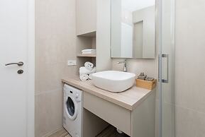 Makarska Beach Apartments Mara