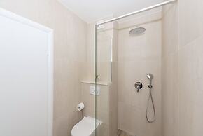 Makarska Beach Apartments Mara