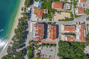 Makarska Beach Apartments Mara