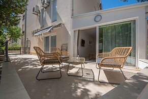 Makarska Beach Apartments Mara