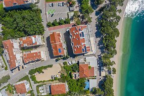 Makarska Beach Apartments Mara