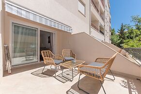 Makarska Beach Apartments Mara