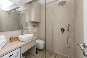 Makarska Beach Apartments Mara