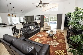 Susan's Southern Dunes Vacation Home 3 Bedroom Home by RedAwning