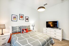 5 Bed Storey Lake Beautiful Townhome! 5 Bedroom Townhouse by RedAwning