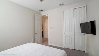 Beautiful Spacious 6 Bed Pool, Spa, Game Room 6 Bedroom Villa by RedAw