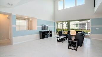 Beautiful Spacious 6 Bed Pool, Spa, Game Room 6 Bedroom Villa by RedAw