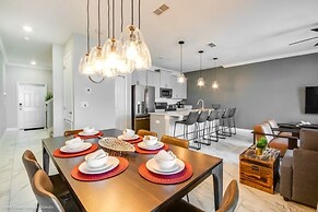 4 Bed Storey Lake Resort With Lazy River 4 Bedroom Townhouse by RedAwn