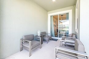 4 Bed Storey Lake Resort With Lazy River 4 Bedroom Townhouse by RedAwn