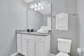 5 Bed With Fantastic Game Room In Fun Resort! 5 Bedroom Townhouse by R