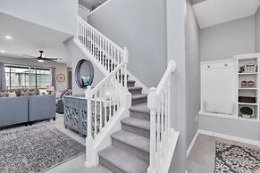 5 Bed With Fantastic Game Room In Fun Resort! 5 Bedroom Townhouse by R