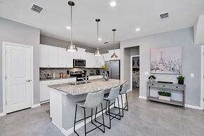 5 Bed With Fantastic Game Room In Fun Resort! 5 Bedroom Townhouse by R