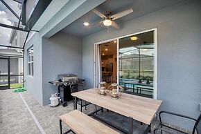 5 Bed With Fantastic Game Room In Fun Resort! 5 Bedroom Townhouse by R