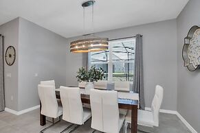 5 Bed With Fantastic Game Room In Fun Resort! 5 Bedroom Townhouse by R