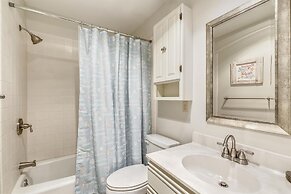 Harbour Island 403l 2 Bedroom Condo by RedAwning