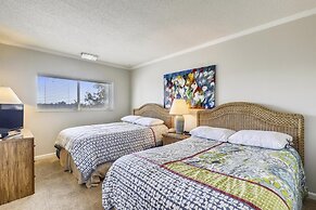 Harbour Island 403l 2 Bedroom Condo by RedAwning