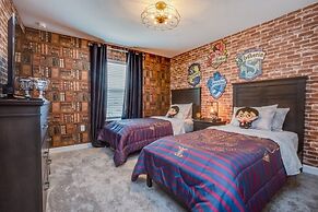 Storey Lake Resort 4 Bed With Private Pool 4 Bedroom Townhouse by RedA