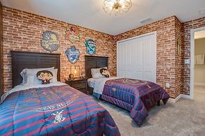 Storey Lake Resort 4 Bed With Private Pool 4 Bedroom Townhouse by RedA