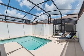 Storey Lake Resort 4 Bed With Private Pool 4 Bedroom Townhouse by RedA