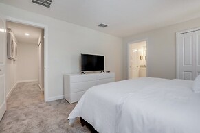 Storey Lake Resort 4 Bed With Private Pool 4 Bedroom Townhouse by RedA