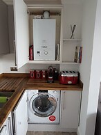 Direct Sea Views, Seafront Location & Free Parking