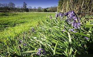 2 Double Bed Caravan - Secure Parking and Wifi