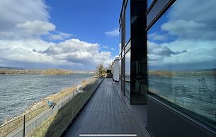 Modernes Apartment mit Wunderschönem Rheinblick