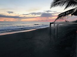 Aqua Vista Beach House