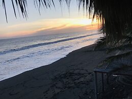 Aqua Vista Beach House