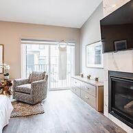 Colonial Hotel & Suites