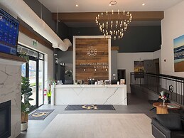Colonial Hotel & Suites