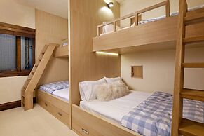 Fox Crossing Luxury Home