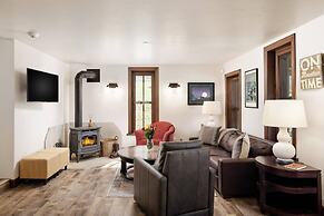 Chaparral Aspen Ranch Cabin