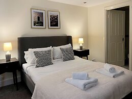 Lovelady Shield Hotel