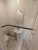 Lovelady Shield Hotel