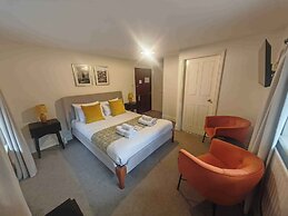 Lovelady Shield Hotel