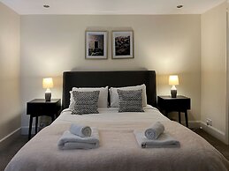 Lovelady Shield Hotel