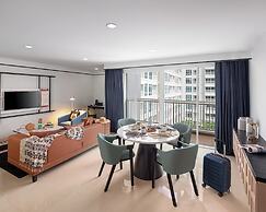 The Reiz Suites, Artotel Curated