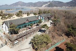 Ganghwa Nolumog Byeoljang