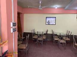 Golden Bite Hotel And Restaurant