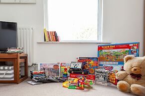 5 Bed House near Manchester