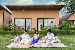 Moustache Panarpani Retreat Pachmarhi