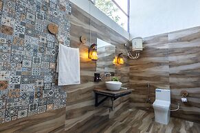 Moustache Panarpani Retreat Pachmarhi