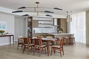 Four Seasons Hotel and Residences Fort Lauderdale