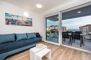 Pool Apartments Banta B