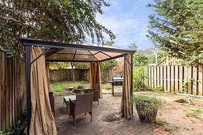 Beautiful 3br/3ba Colonial House by Cozysuites
