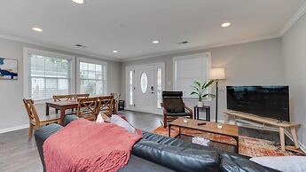 Beautiful 3br/3ba Colonial House by Cozysuites