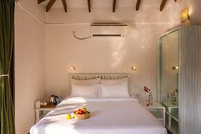 Moustache Goa Luxuria - Hostel